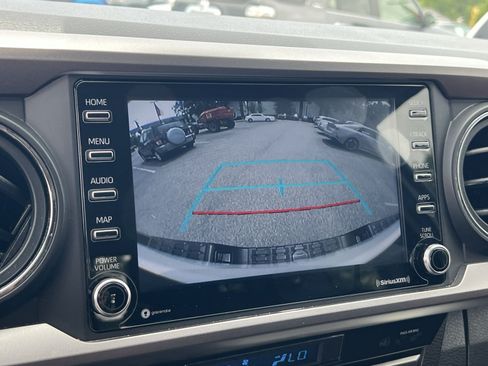 Used 2021 Toyota Tacoma SR5 RWD image 20