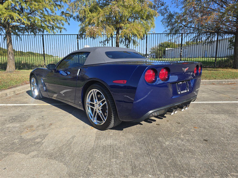 Used 2006 Chevrolet Corvette Convertible w/ Preferred Equipment Group RWD image 7