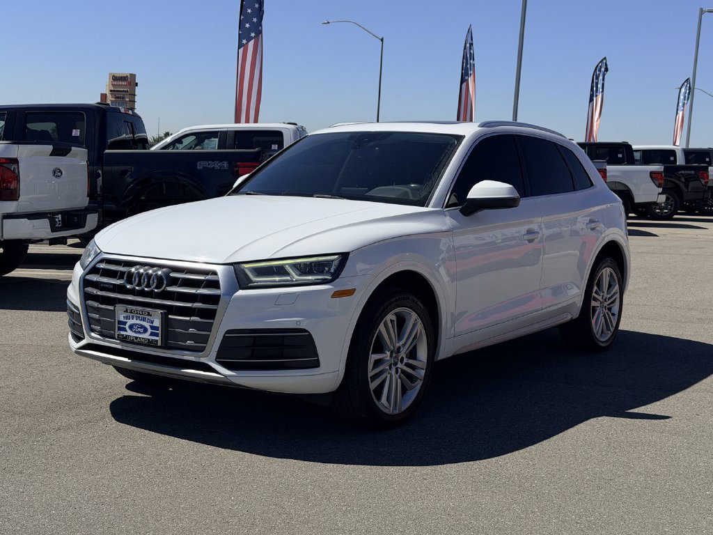 Used 2018 Audi Q5 2.0T Premium Plus w/ Premium Plus Package AWD/4WD image 4