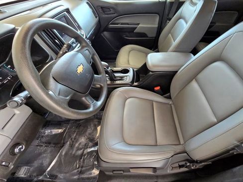 Used 2022 Chevrolet Colorado W/T image 16