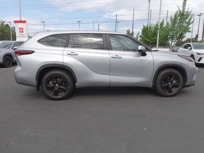 Certified 2024 Toyota Highlander LE