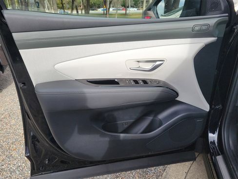 New 2026 Hyundai Tucson Limited image 9