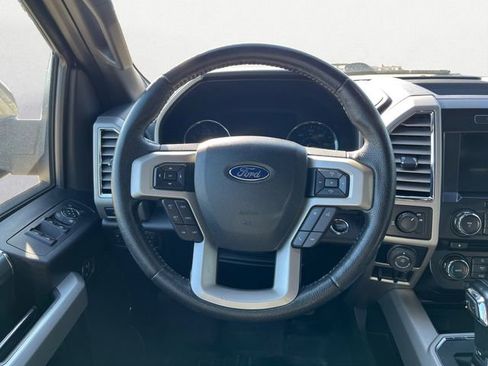 Used 2016 Ford F150 Lariat image 12