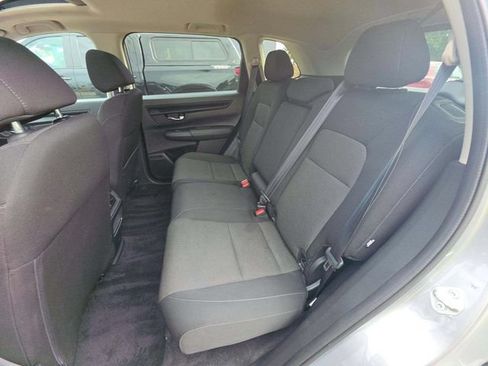 Used 2023 Honda CR-V EX image 4