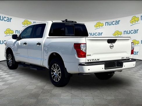 Used 2024 Nissan Titan SV w/ Accessory Utility Package image 4