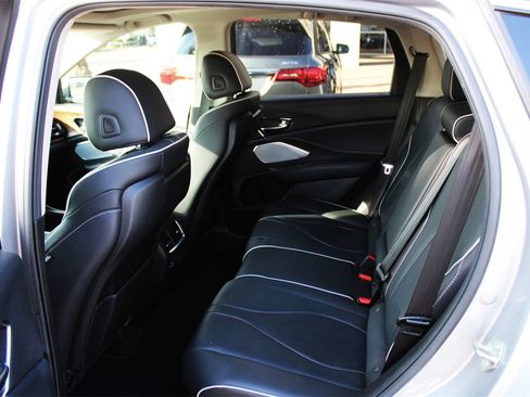 Used 2020 Acura RDX Advance Package SH-AWD image 11