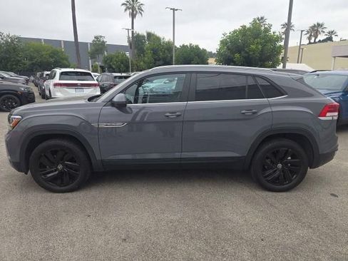 Used 2023 Volkswagen Atlas Cross Sport SE w/ Black Wheel Package AWD/4WD image 4