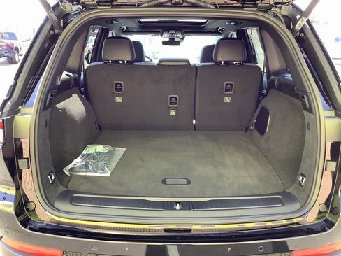 New 2023 Jeep Grand Cherokee Trailhawk w/ Luxury Tech Group III image 33