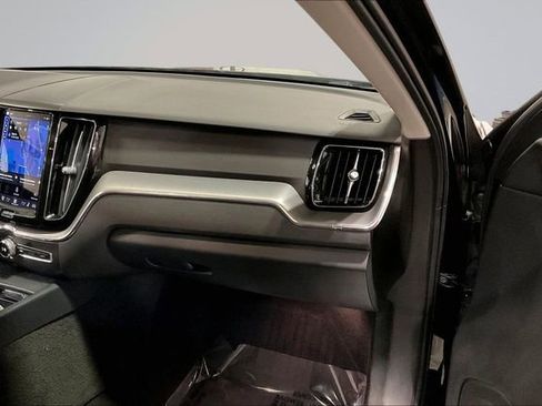 Certified 2023 Volvo XC60 B5 Core w/ Climate Package AWD/4WD image 20