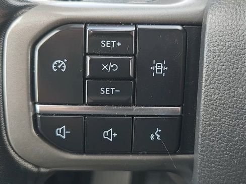 Used 2022 Ford F150 Lariat image 12