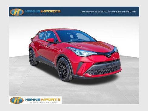 Used 2022 Toyota C-HR XLE FWD image 1