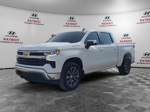Used 2024 Chevrolet Silverado 1500 LT AWD/4WD image 7