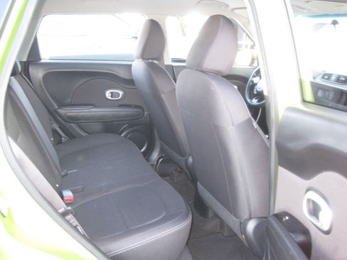 Used 2016 Kia Soul FWD image 31