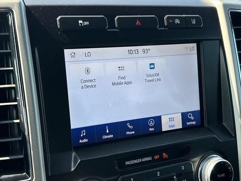 Used 2020 Ford F150 Lariat w/ Equipment Group 502A Luxury AWD/4WD image 38