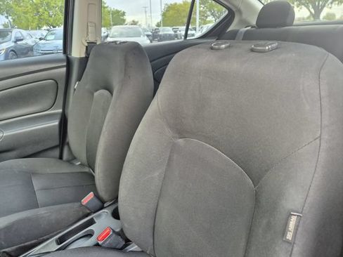 Used 2019 Nissan Versa S Plus FWD image 18