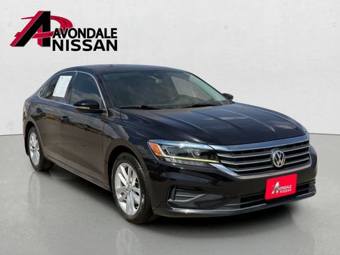 Used 2020 Volkswagen Passat 2.0T SE FWD image 8