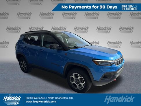 Used 2022 Jeep Compass Trailhawk w/ Trailhawk Elite Group AWD/4WD image 1
