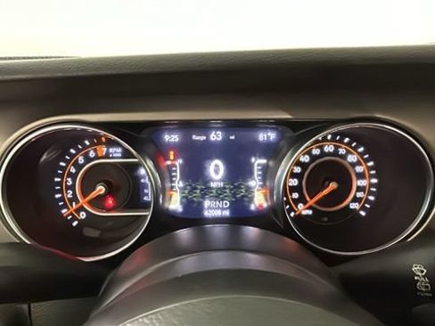 Used 2020 Jeep Wrangler Unlimited Sport AWD/4WD image 15