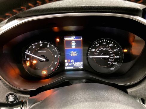 Used 2021 Subaru Crosstrek 2.0i Premium AWD/4WD image 25