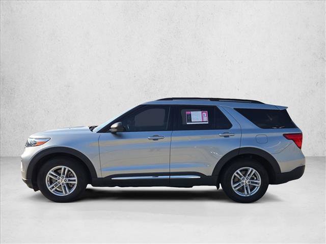 Used 2024 Ford Explorer XLT w/ Equipment Group 202A RWD image 9