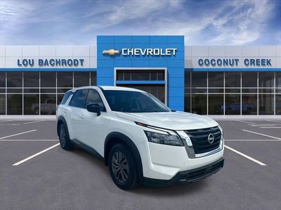 Used 2024 Nissan Pathfinder S
