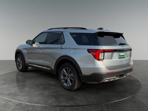 Used 2025 Ford Explorer Active w/ Active Comfort Package AWD/4WD image 6