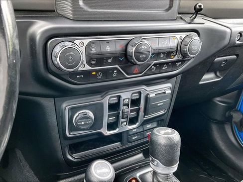 Used 2021 Jeep Wrangler Unlimited Sport AWD/4WD image 16