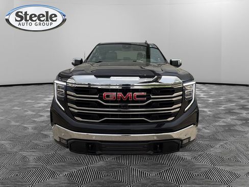 Certified 2025 GMC Sierra 1500 SLT w/ SLT Convenience Package RWD image 8