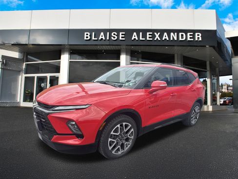 Used 2023 Chevrolet Blazer RS w/ Enhanced Convenience Package AWD/4WD image 7