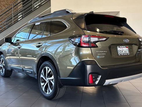 Certified 2022 Subaru Outback Touring XT w/ Popular Package #2 image 3