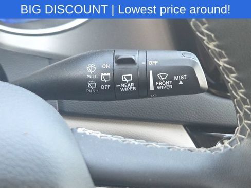 Used 2023 Chrysler Pacifica Touring-L FWD image 46