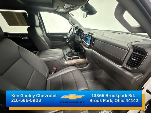 Certified 2026 Chevrolet Silverado 1500 RST w/ Dark Appearance Package AWD/4WD image 24