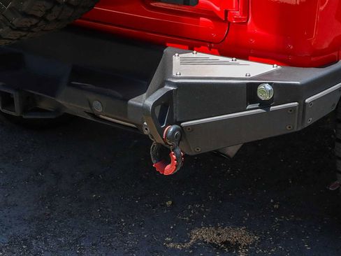 Used 2018 Jeep Wrangler Sport AWD/4WD image 16