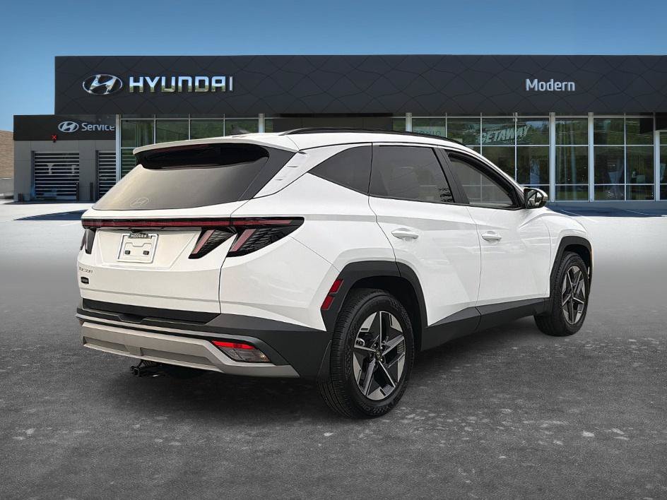 Certified 2025 Hyundai Tucson SEL FWD image 4