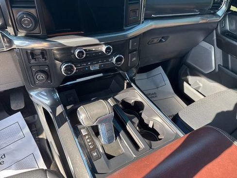 Used 2021 Ford F150 Lariat w/ Equipment Group 502A High AWD/4WD image 19