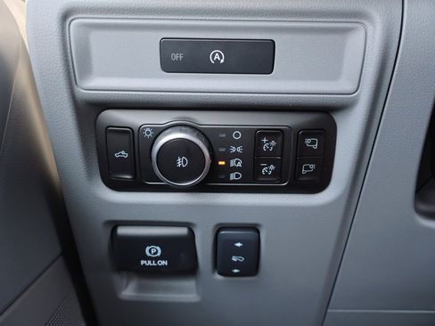 Certified 2025 Ford F150 Lariat w/ Equipment Group 501A Mid image 14