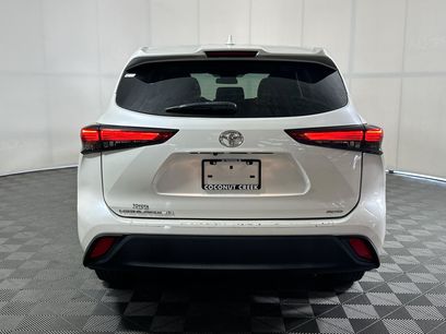 Used 2021 Toyota Highlander L