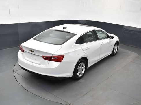 Used 2021 Chevrolet Malibu LS FWD image 25