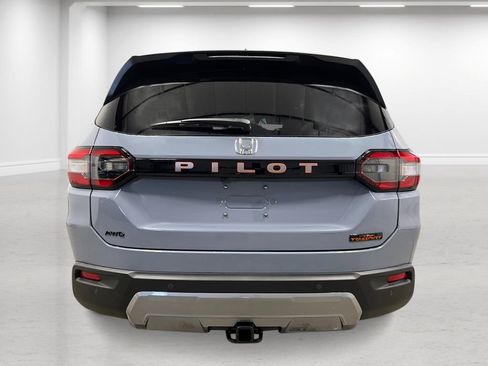 New 2026 Honda Pilot TrailSport image 4