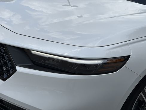 Used 2025 Honda Accord Sport image 30