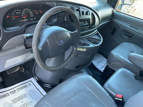 Used 2007 Ford E-450 and Econoline 450 RWD image 9