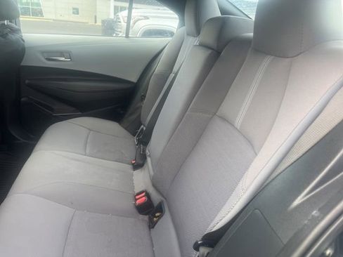 Used 2023 Toyota Corolla SE w/ SE Premium Package image 10