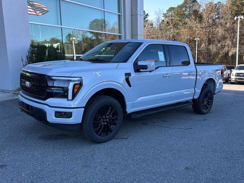 New 2025 Ford F150 Lariat w/ Equipment Group 501A Mid image 2