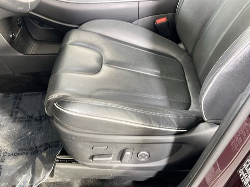 Used 2023 Hyundai Palisade Limited image 19