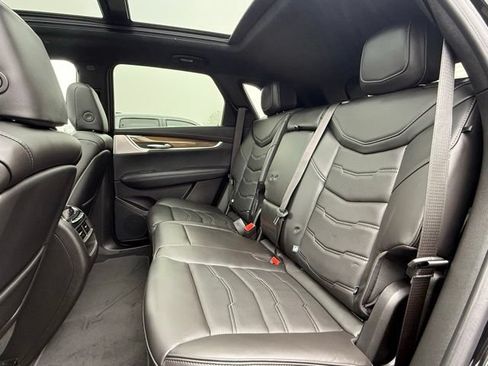 Used 2023 Cadillac XT5 Premium Luxury w/ Platinum Package AWD/4WD image 17