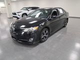 Used 2014 Toyota Camry SE image 3