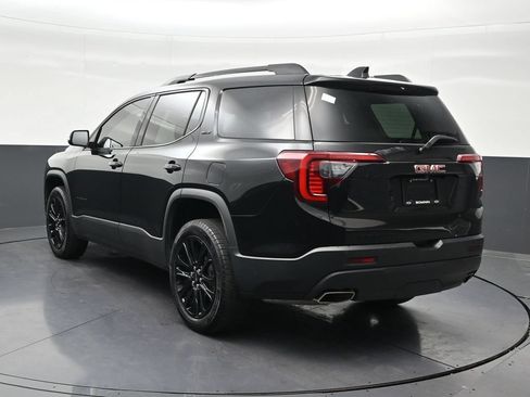 Used 2023 GMC Acadia SLT w/ Elevation Edition FWD image 3