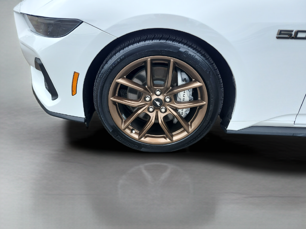 Used 2026 Ford Mustang GT Premium RWD image 39