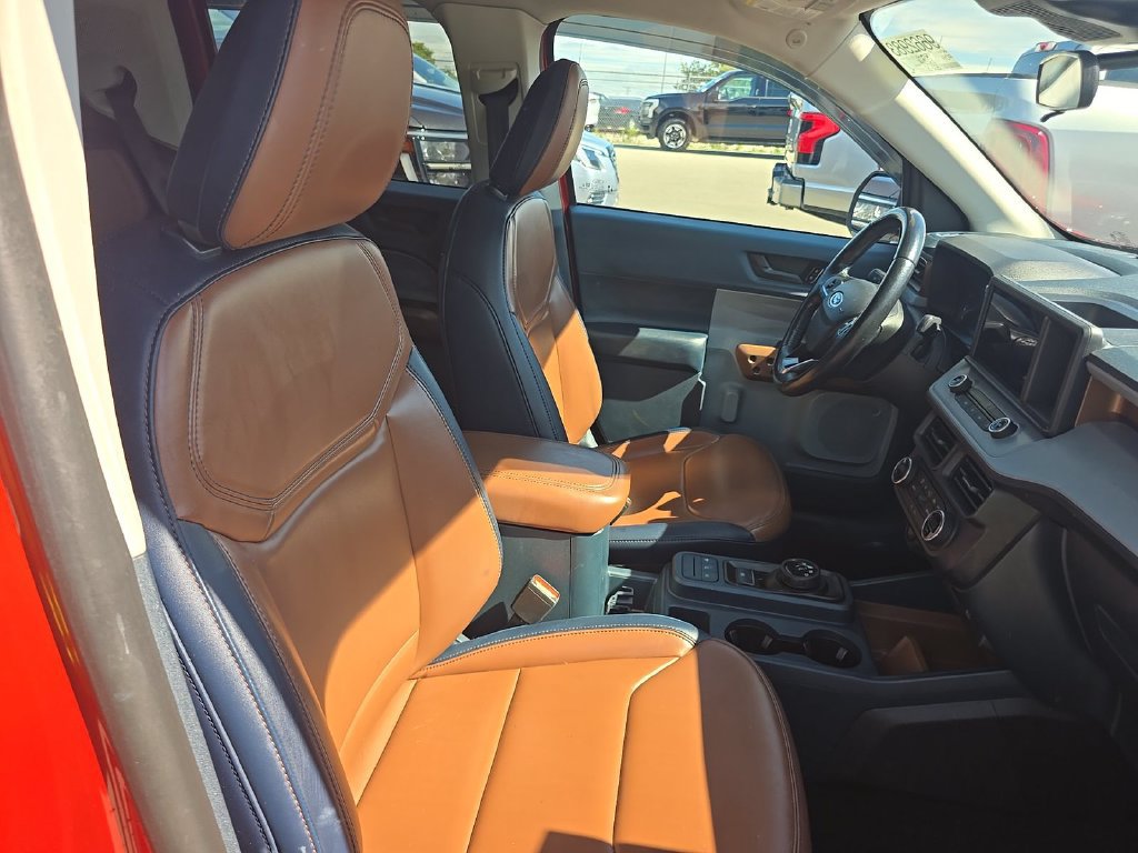 Used 2022 Ford Maverick Lariat FWD image 3