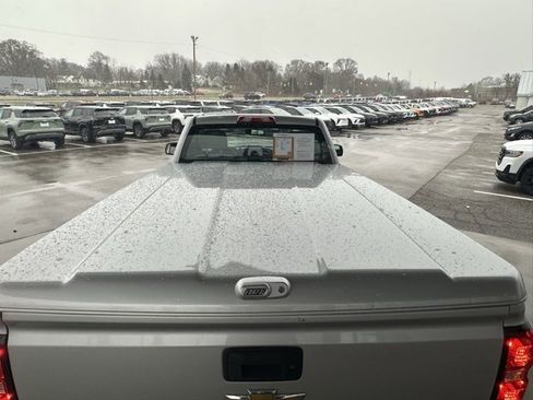 Used 2017 Chevrolet Silverado 1500 W/T w/ Trailering Package image 9